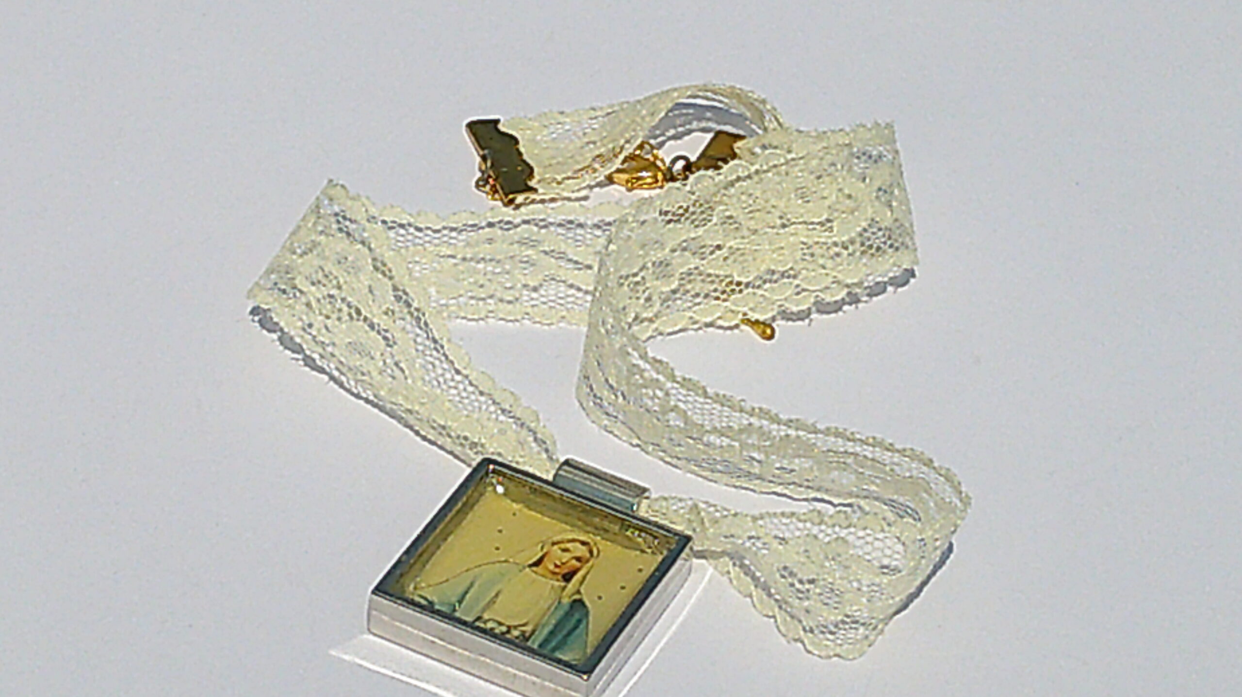 Mother Mary Lace Necklace